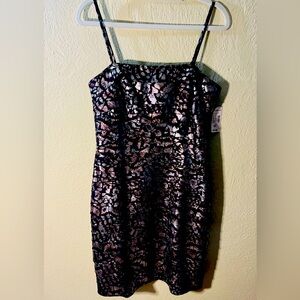 DRESSBARN MULTI-METALLIC PARTY COCKTAIL
DRESS SIZE 8P - NWT